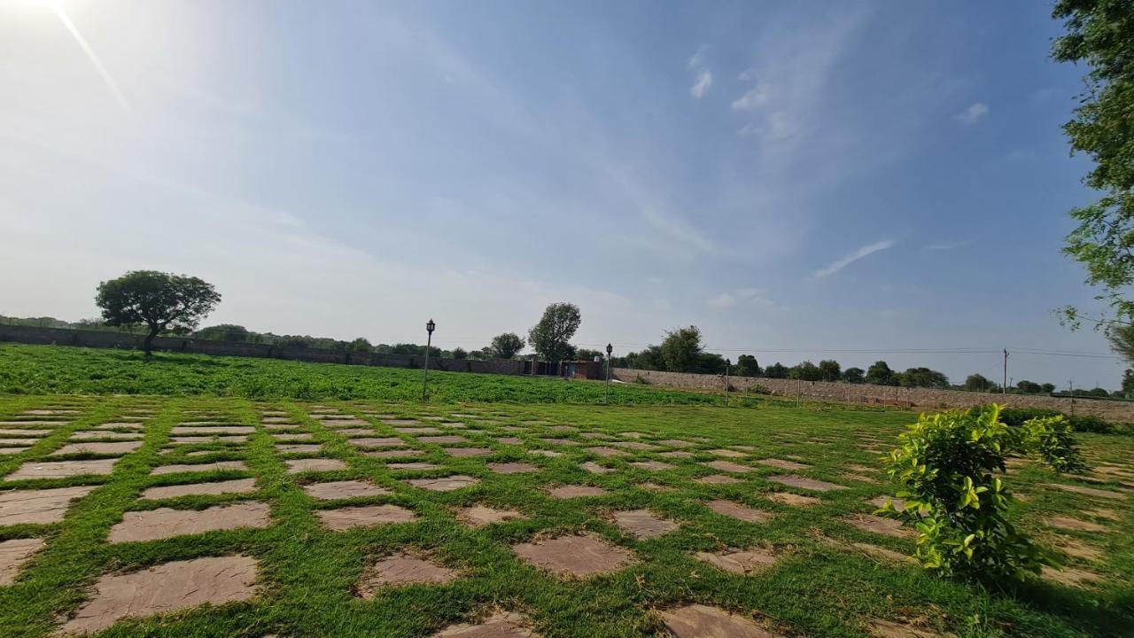 The Rustic Villa, A Stay With Luxuries Amenities And Exotic Nature Jaipur Exteriör bild