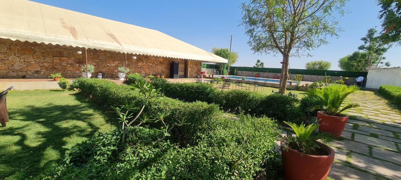 The Rustic Villa, A Stay With Luxuries Amenities And Exotic Nature Jaipur Exteriör bild