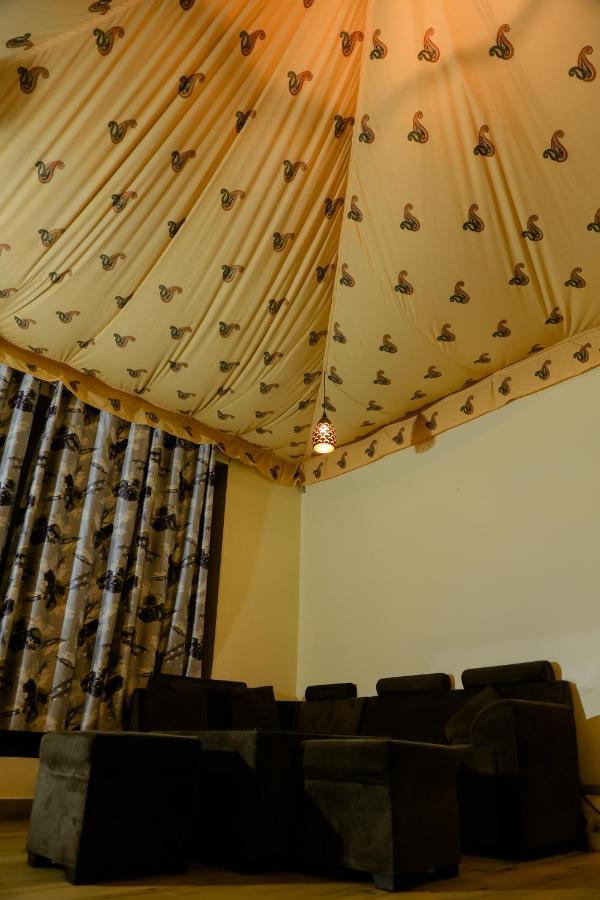 The Rustic Villa, A Stay With Luxuries Amenities And Exotic Nature Jaipur Exteriör bild